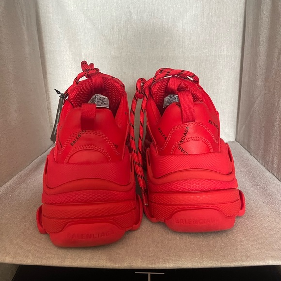 Balenciagas womens size 7 - Picture 3 of 5